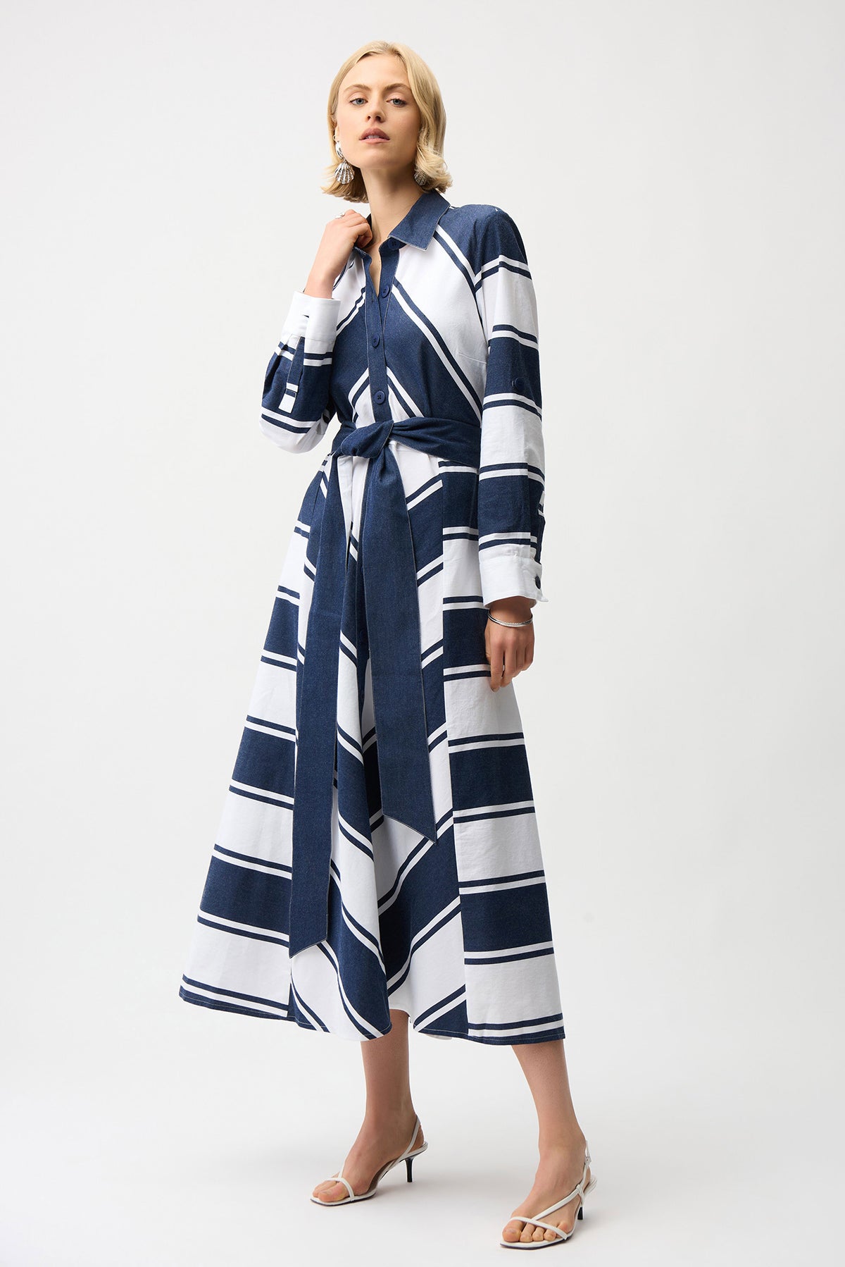 Cotton Stripe Print Fit and Flare Shirt Dress with Reversible Sash in Navy/White S Cotton Stripe Print Fit and Flare Shirt Dress with Reversible Sash in Navy/White S