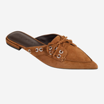 Women's flat shoe featuring a sleek, refined silhouette.
