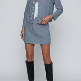 Cropped structured jacket in a blue tone.