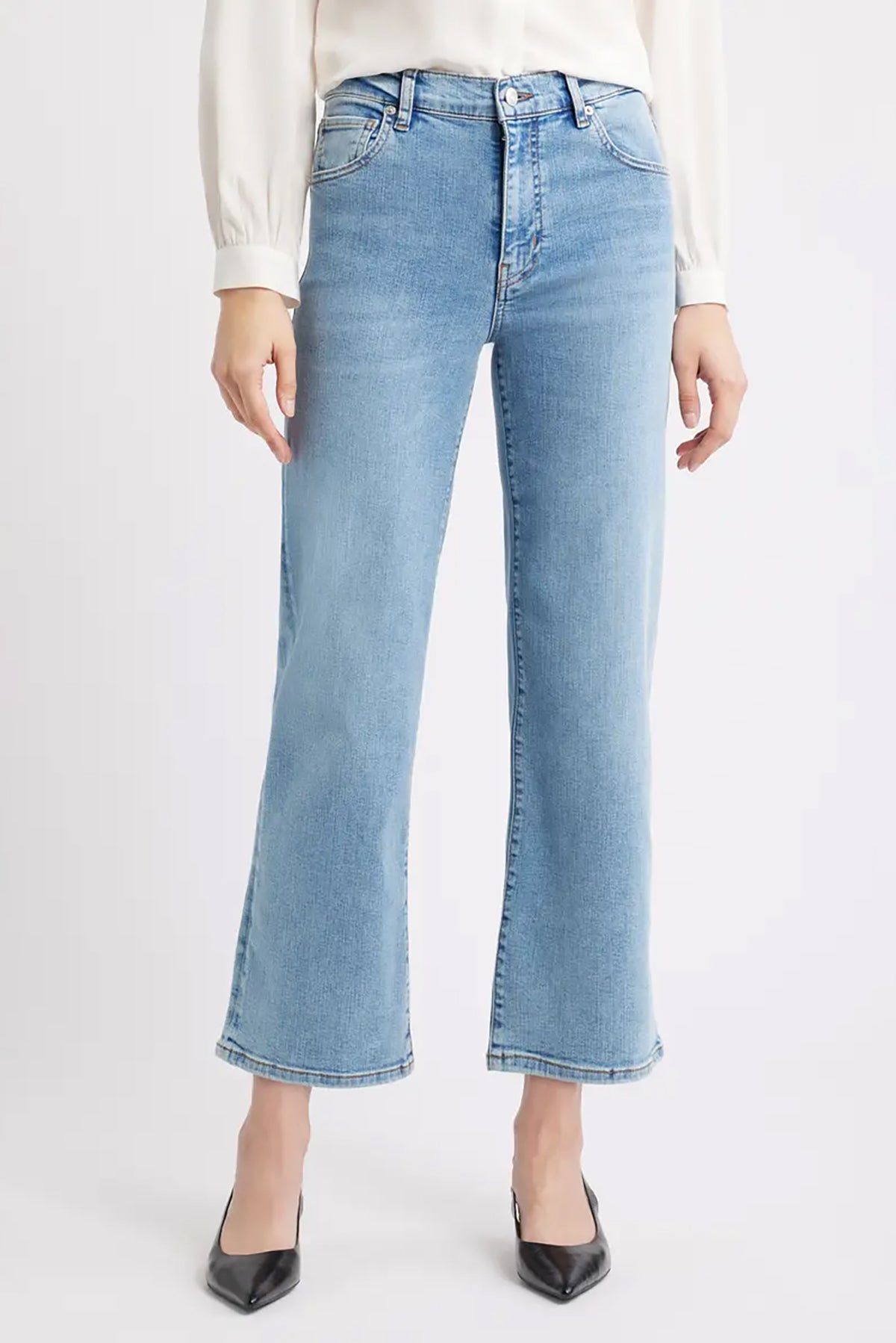 Light-wash relaxed straight-leg jeans with a mid-rise fit.