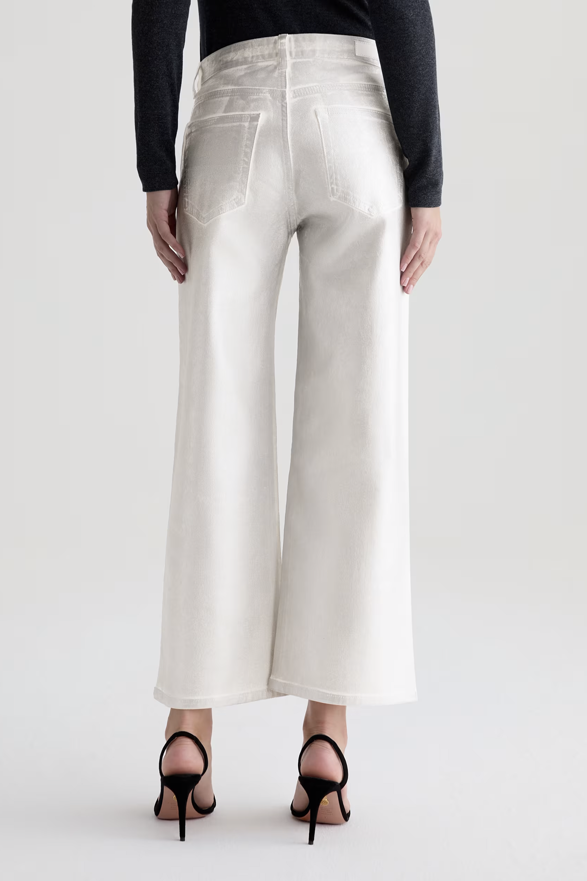 High-rise cropped wide-leg pants in a light neutral tone