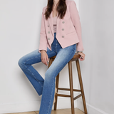 Tailored blazer with clean lines in a soft pink tone