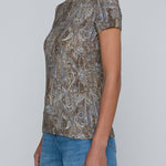 Short-sleeve crewneck top with a small-scale paisley print