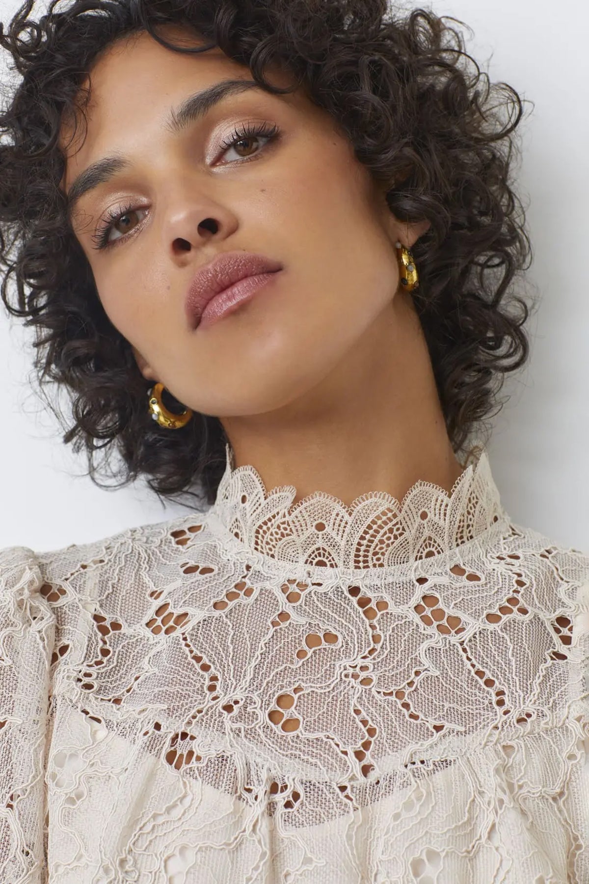 Bibiy. LUCIA COLLAR BLOUSE 完売商品 BIBIY. MADE | LUCIA COLLAR BLOUSE｜Bibiy.