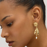 Della Earrings