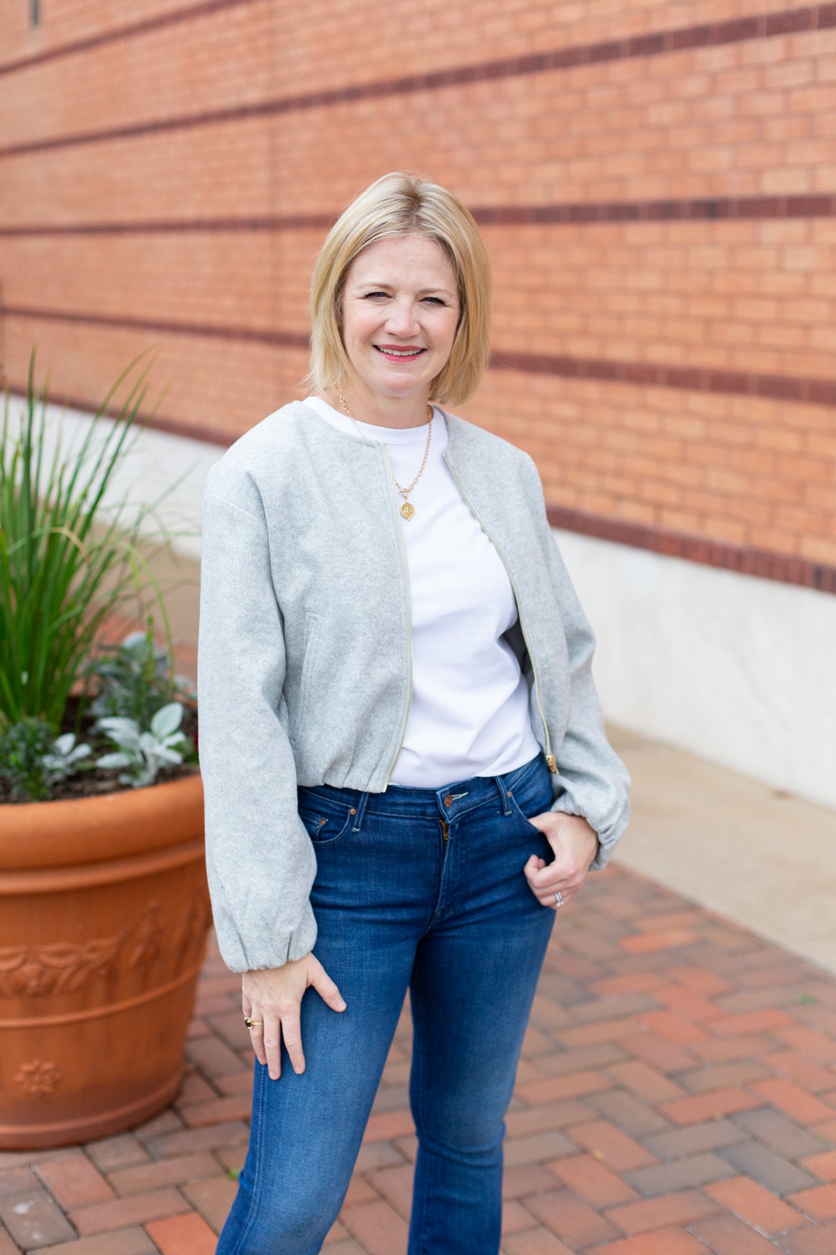 Soft bubble-style bomber jacket with front pockets