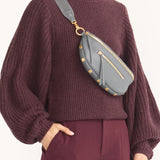 Charles Crossbody Med