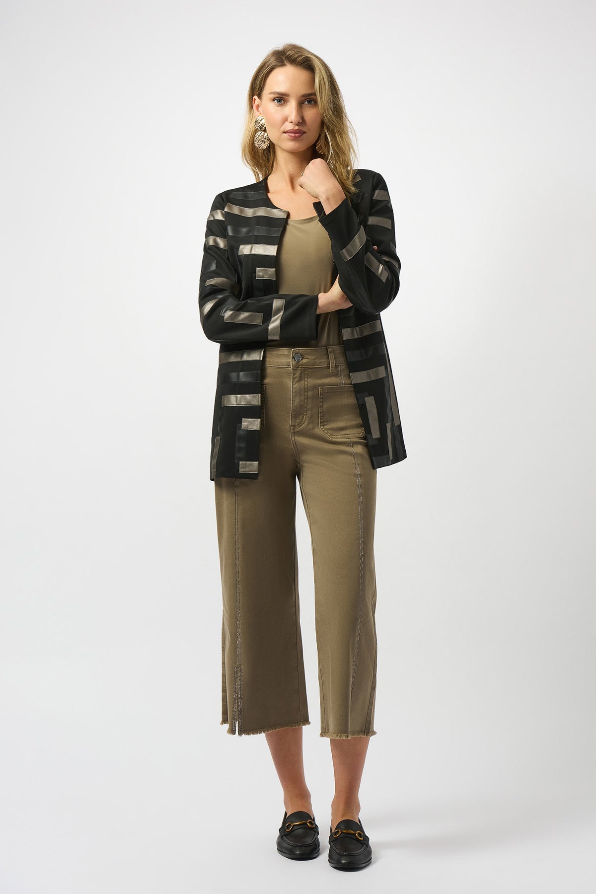 Cropped culotte-style jeans with embellished front seam