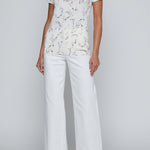 Short-sleeve crewneck top with a faded chain print.