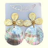 Mother of Pearl Disc Earring - Large Lotus Post Natural/White